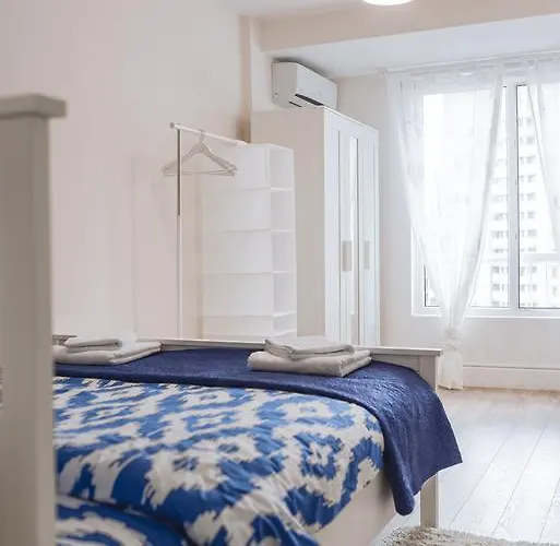 River View - Old Апартаменти *